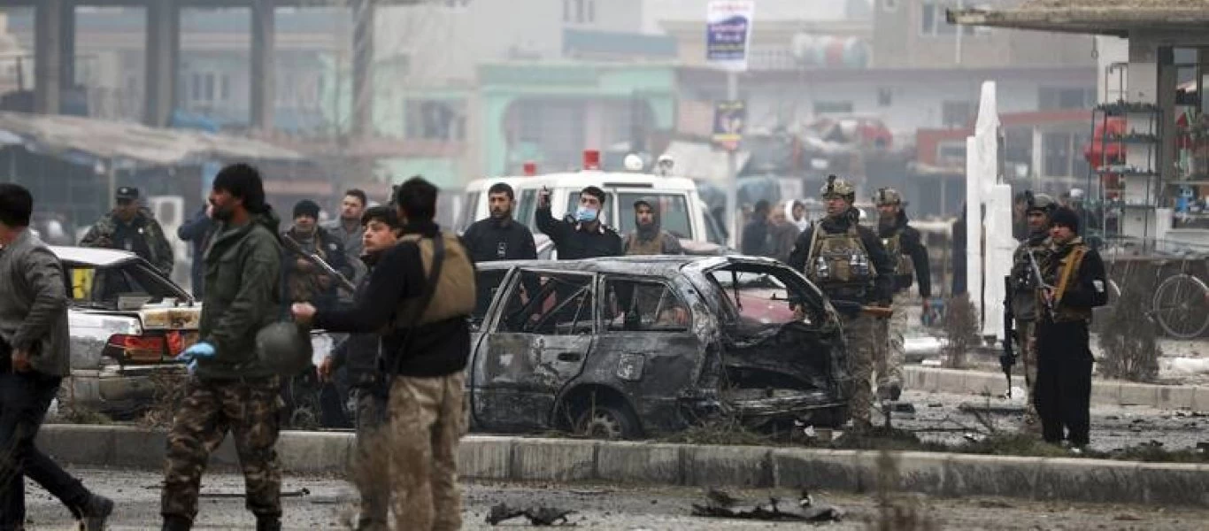 Αφγανιστάν: Δείτε βίντεο από τη στιγμή της επίθεσης στο αεροδρόμιο της Καμπούλ (βίντεο)